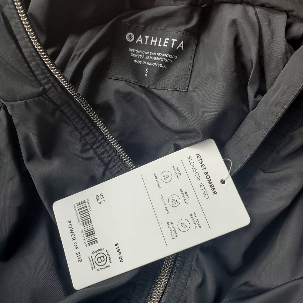 NWT Athleta Black Jetset Bomber with Stowable Hood Size Small - Picture 4 of 8